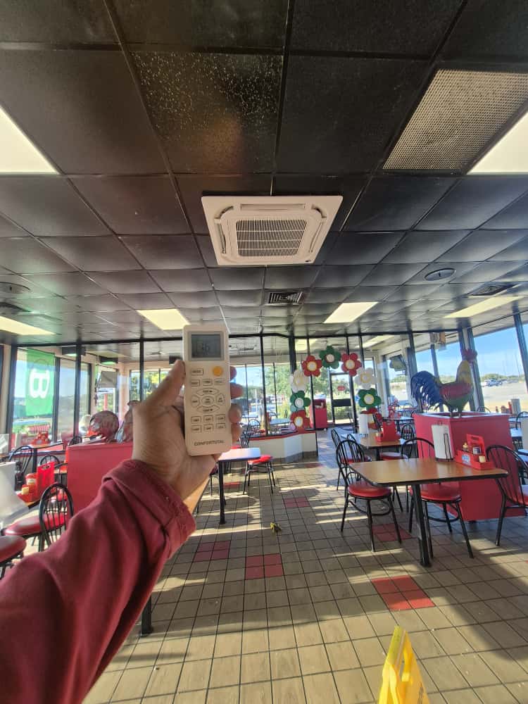 Mini Split Cassette Tipo Techo – 60,000 BTU (5 Ton) – 220V