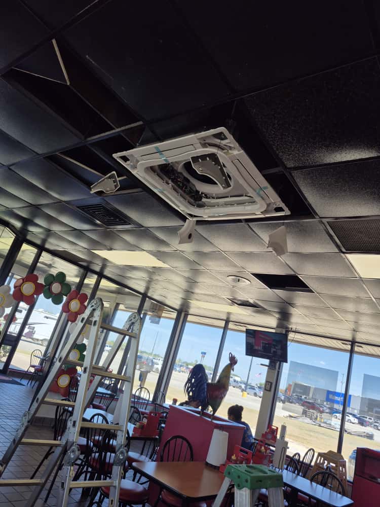 Mini Split Cassette Tipo Techo – 60,000 BTU (5 Ton) – 220V